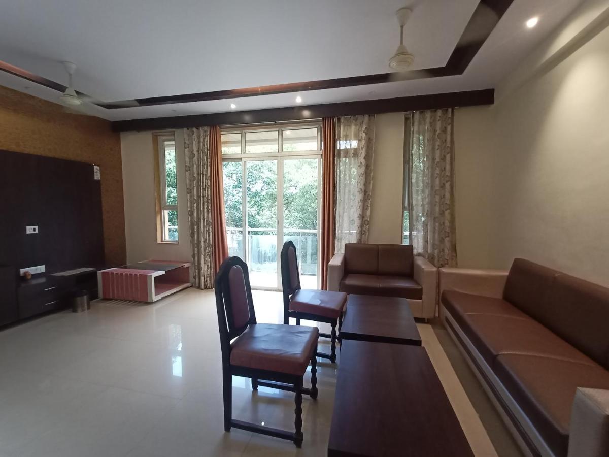 Hotel Oakwood Mahābaleshwar Εξωτερικό φωτογραφία