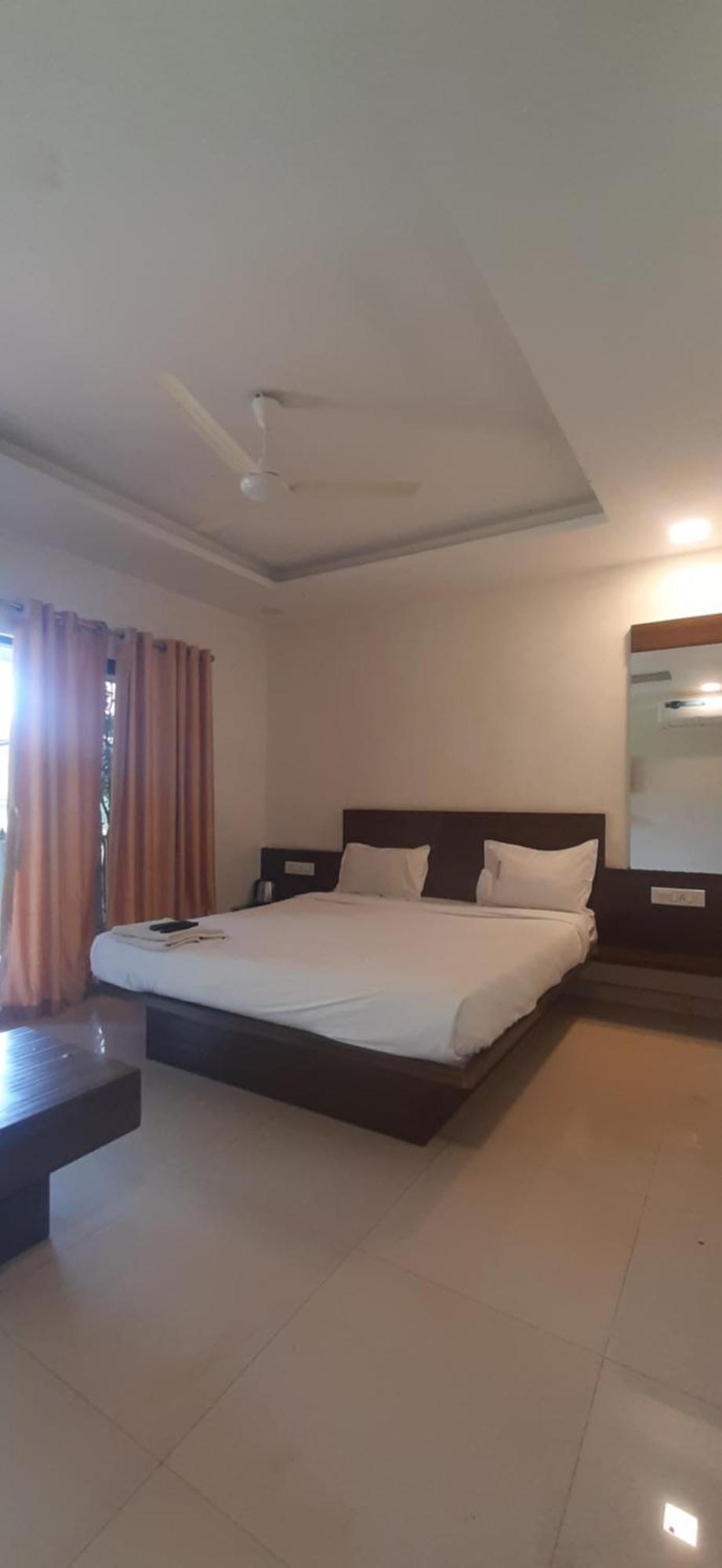Hotel Oakwood Mahābaleshwar Εξωτερικό φωτογραφία